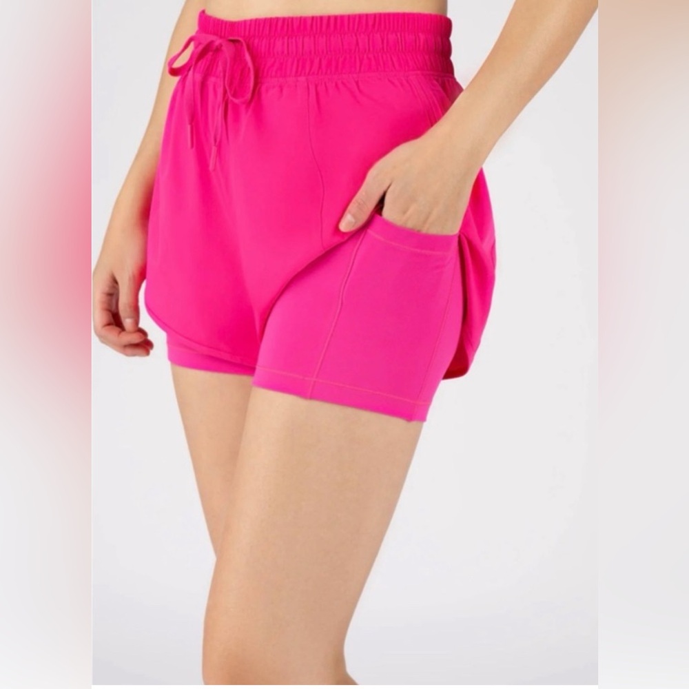 ⭐️NEW⭐️ 90 Degrees Two-Layer Active Shorts